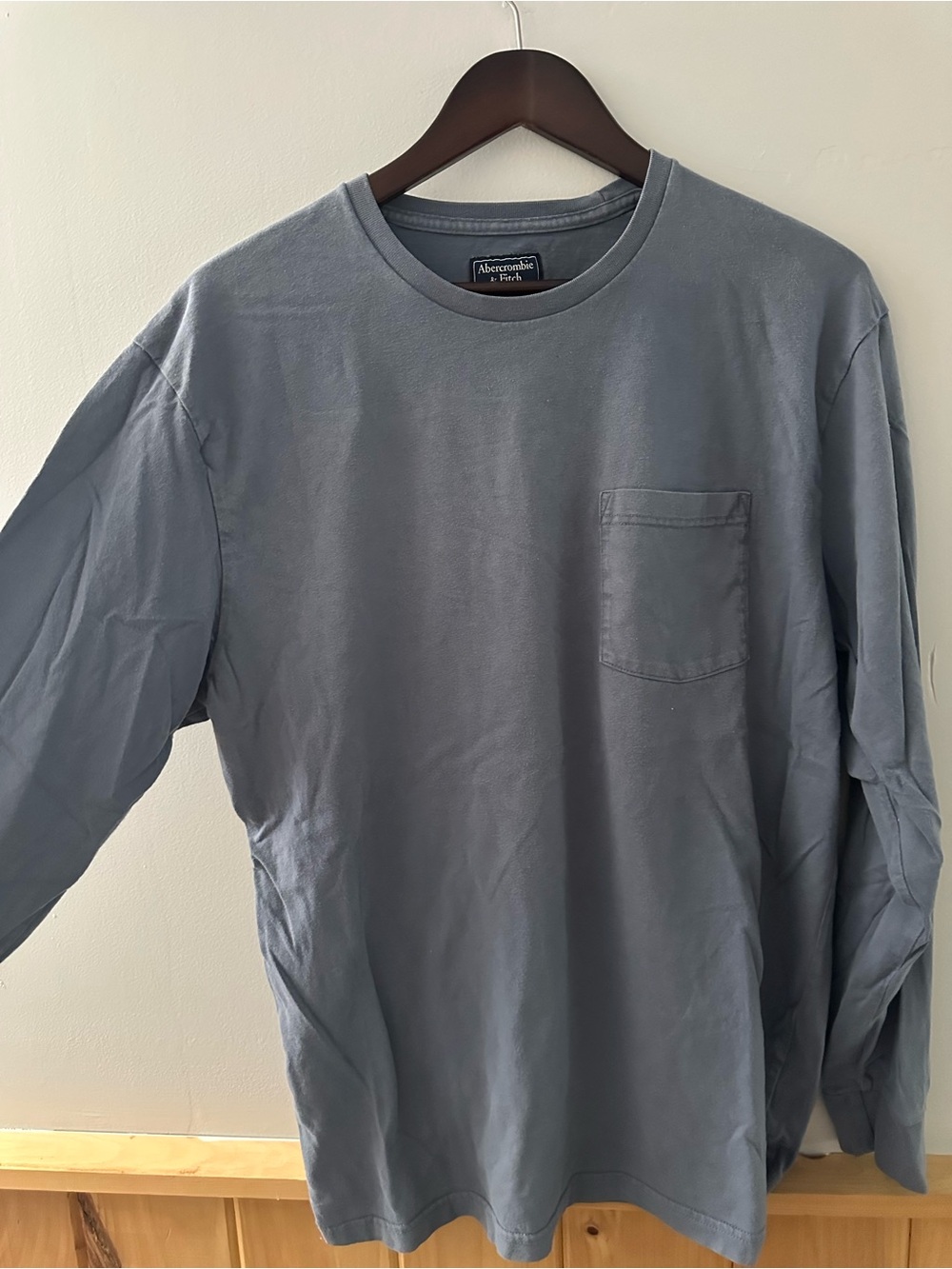 Abercrombie & Fitch Men's Long-Sleeve Pocket Tee - Dusty Blue